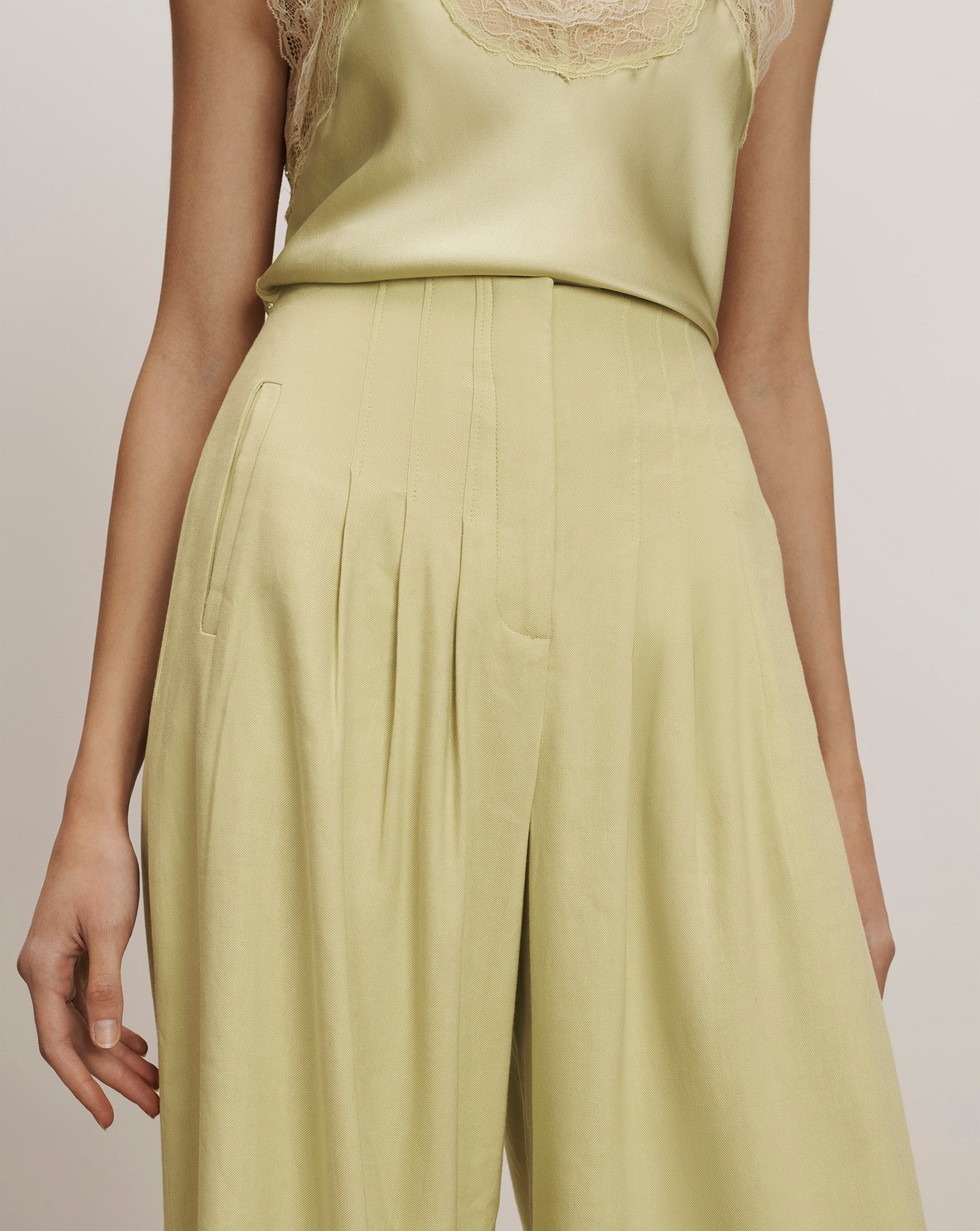 Hoyt Wide-Leg Pant