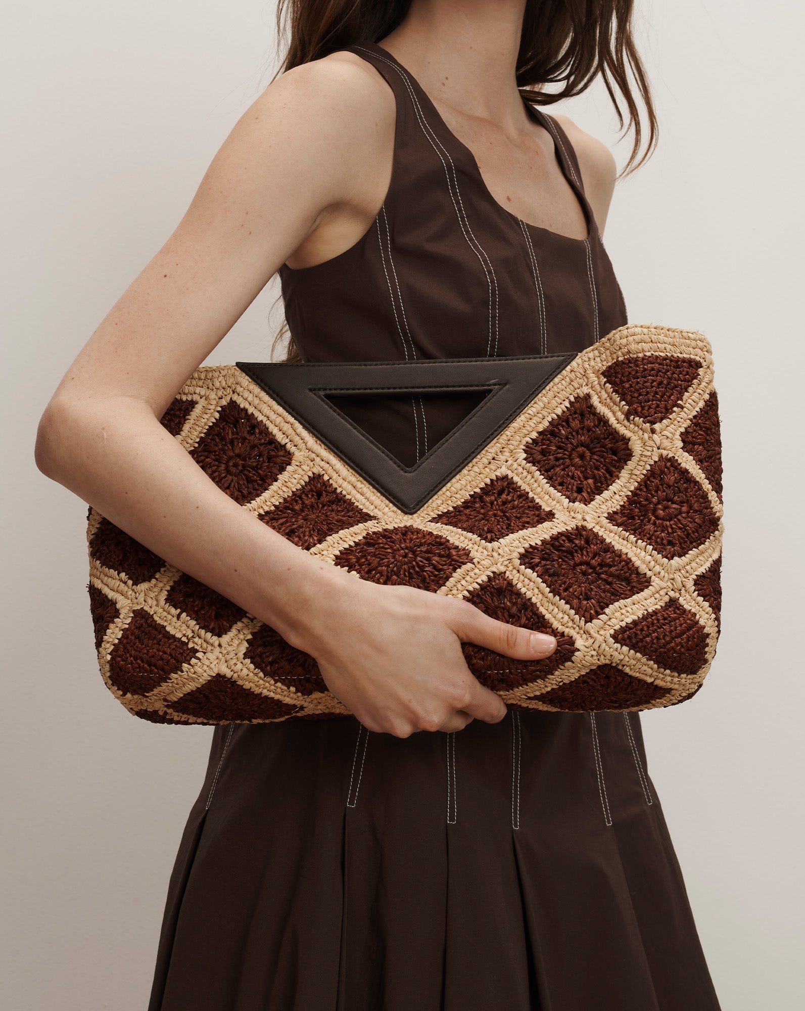 Raffia Vesper Clutch